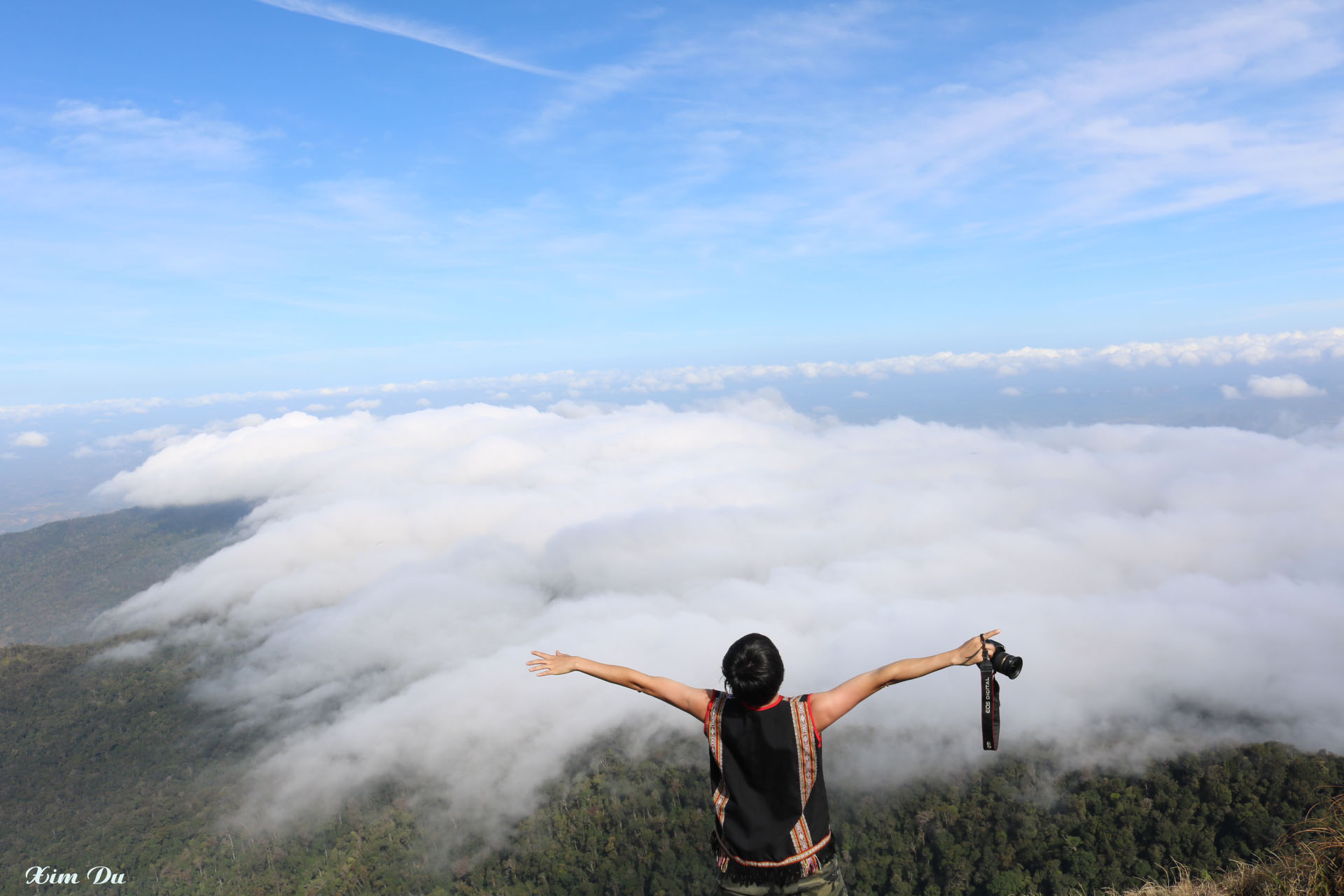 TREKKING CHƯ YANG LẮK 2 NGÀY 1 ĐÊM